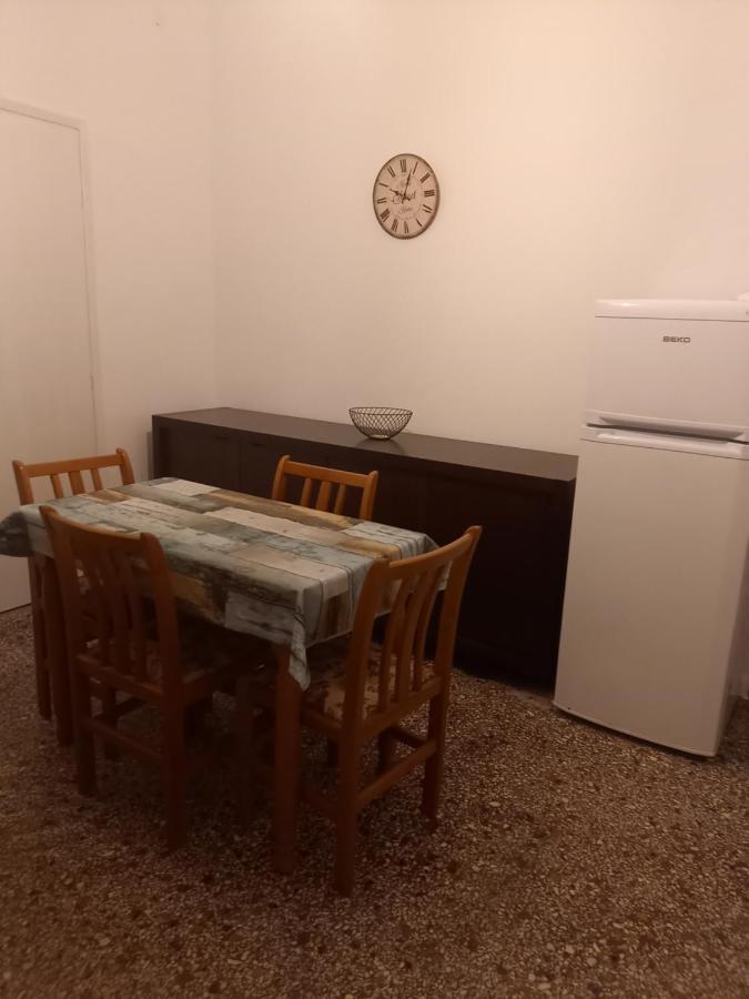 Alas House Agia Triada  Bagian luar foto