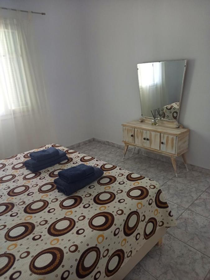 Alas House Agia Triada  Bagian luar foto