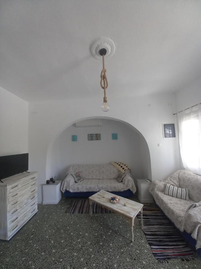 Alas House Agia Triada  Bagian luar foto
