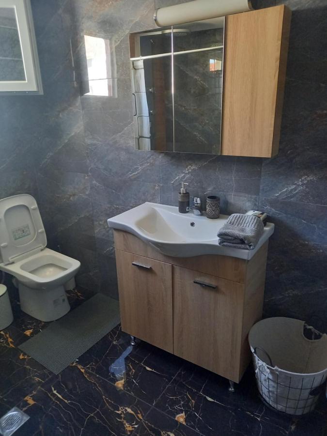 Alas House Agia Triada  Bagian luar foto